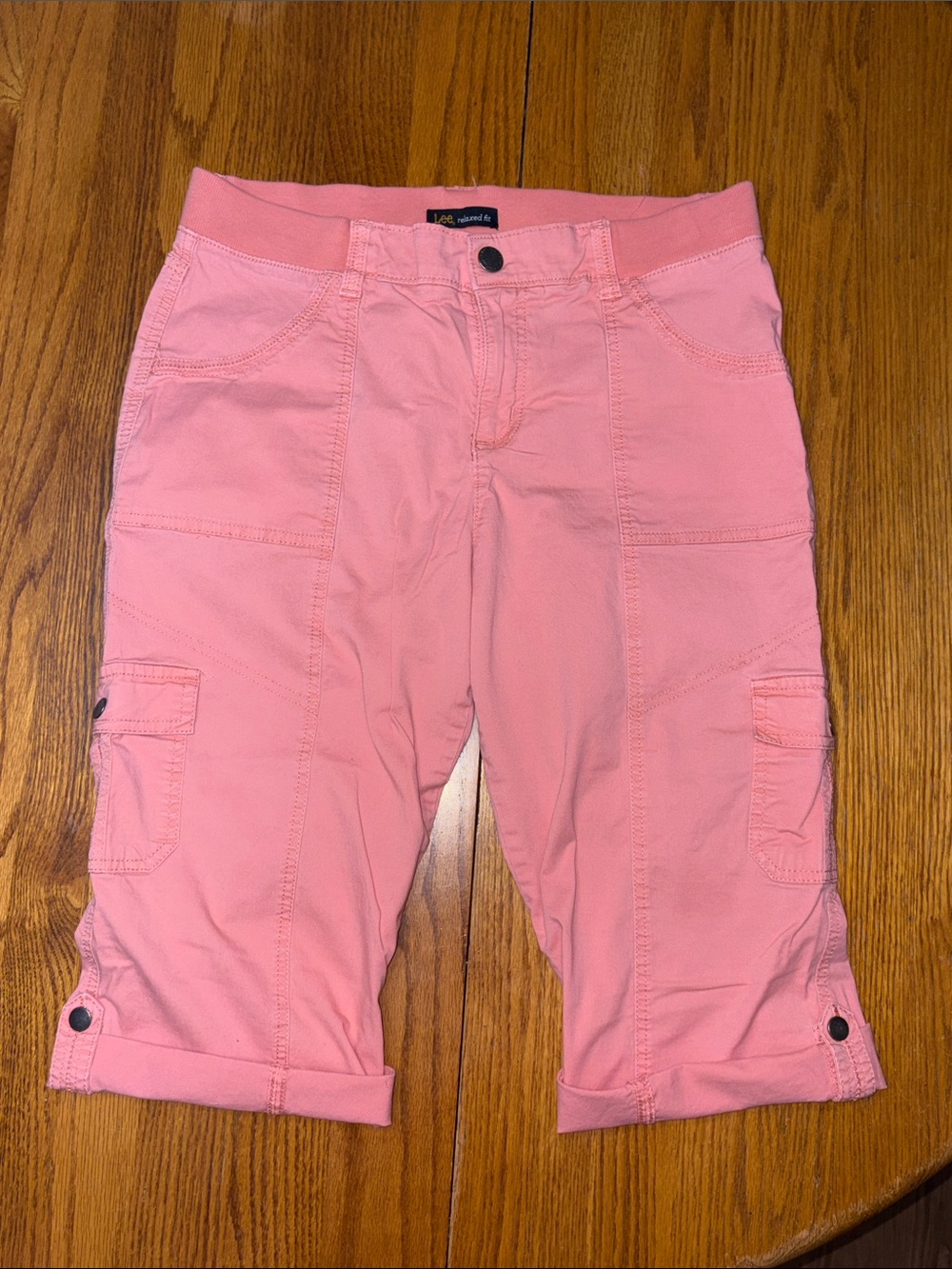 Lee Peach Cargo Capri Pants with Utility Pockets